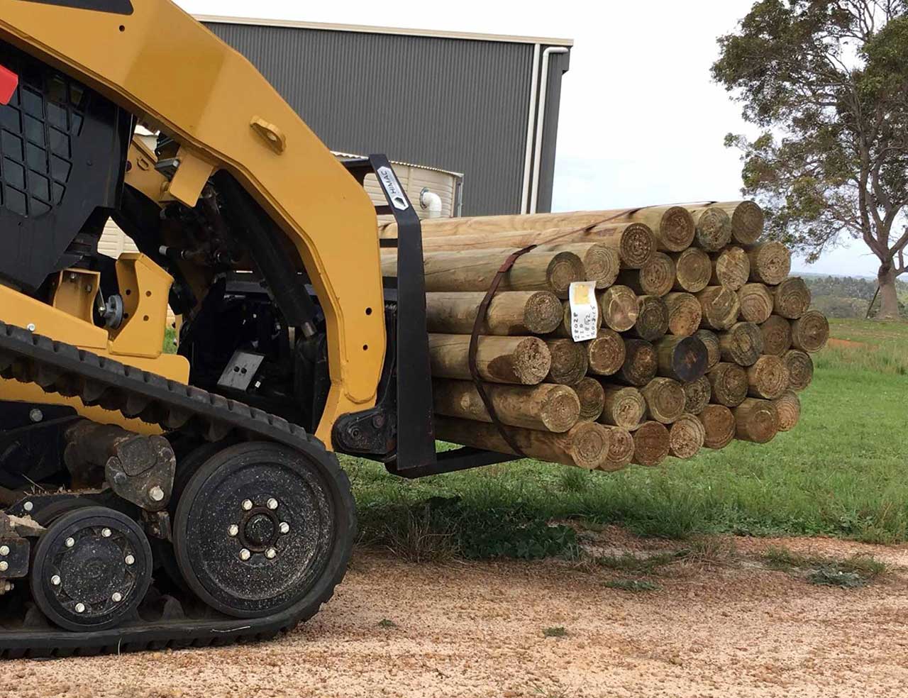 SKID STEER PALLET FORKS